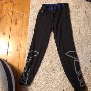 Layer 8 leggings